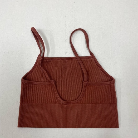 Fabletics Kinsley Square Neck Seamless Knit Bra - Picture 3 of 3